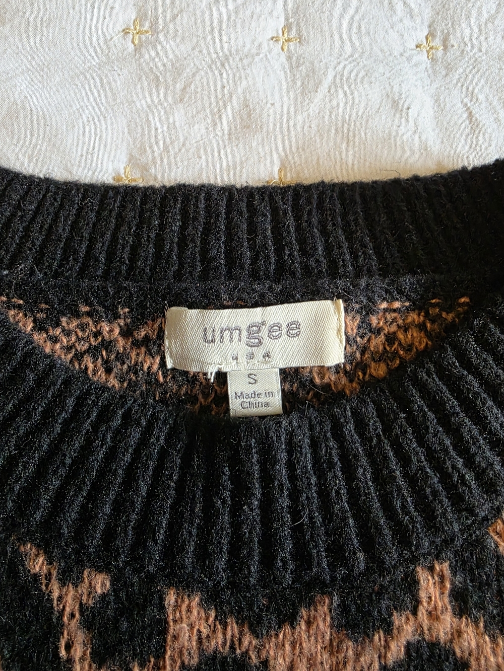 Umgee Black and Brown Patterned Knit Crewneck Sweater - Picture 2 of 5